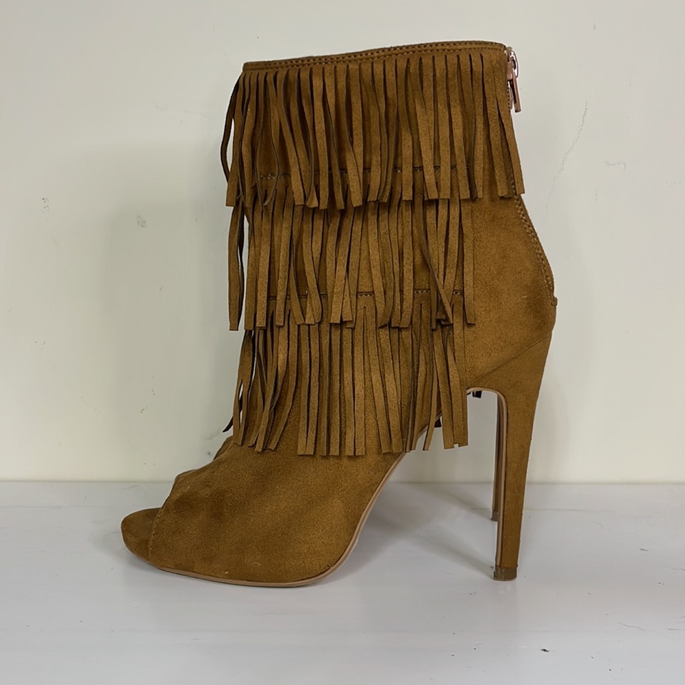 Heart in D Brown Fringe Peep Toe High Heeled Stiletto Bootie Size 8.5 - Picture 3 of 8
